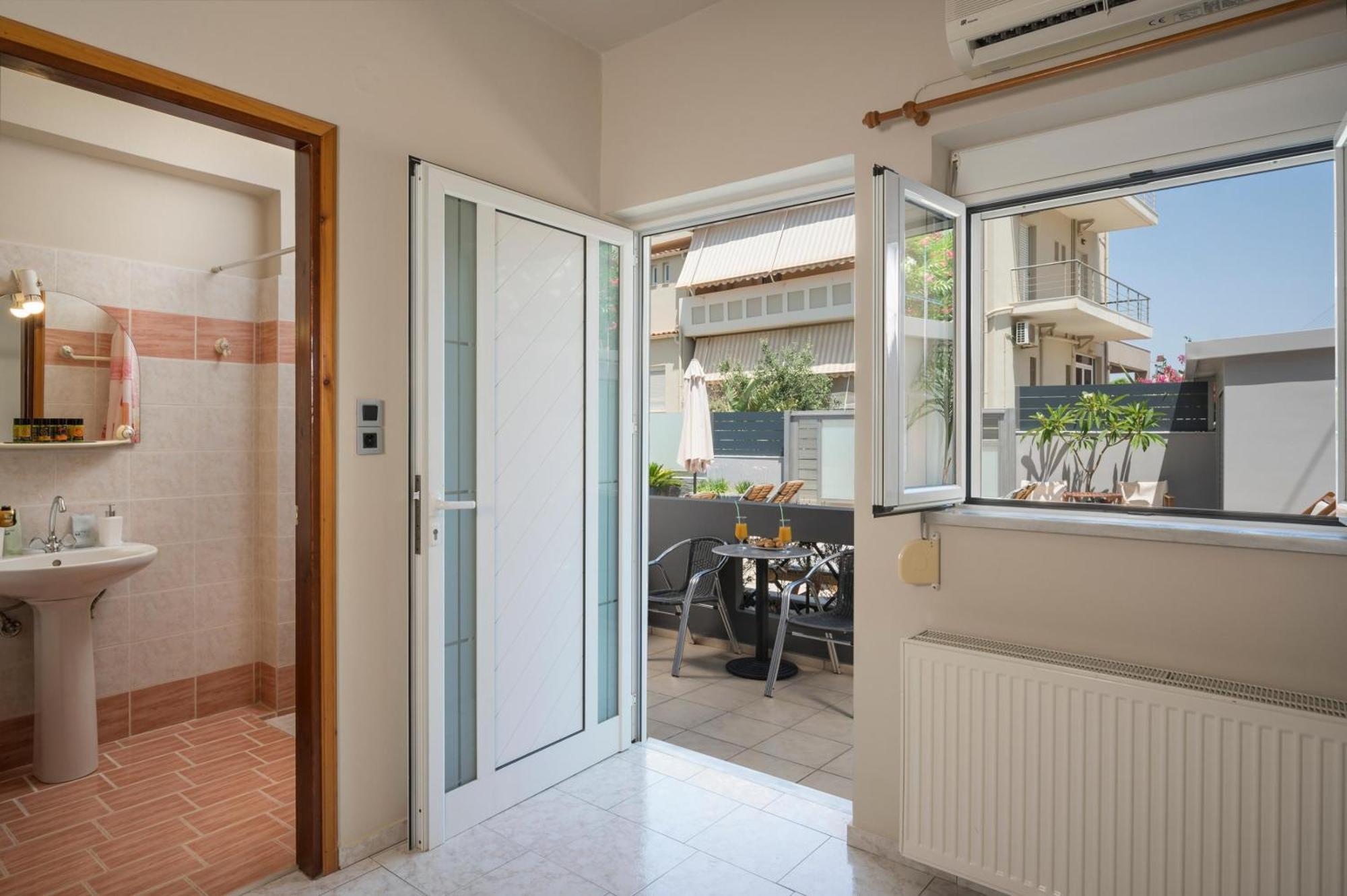 Sun Ray Luxury Apartments Agia Marina Quarto foto