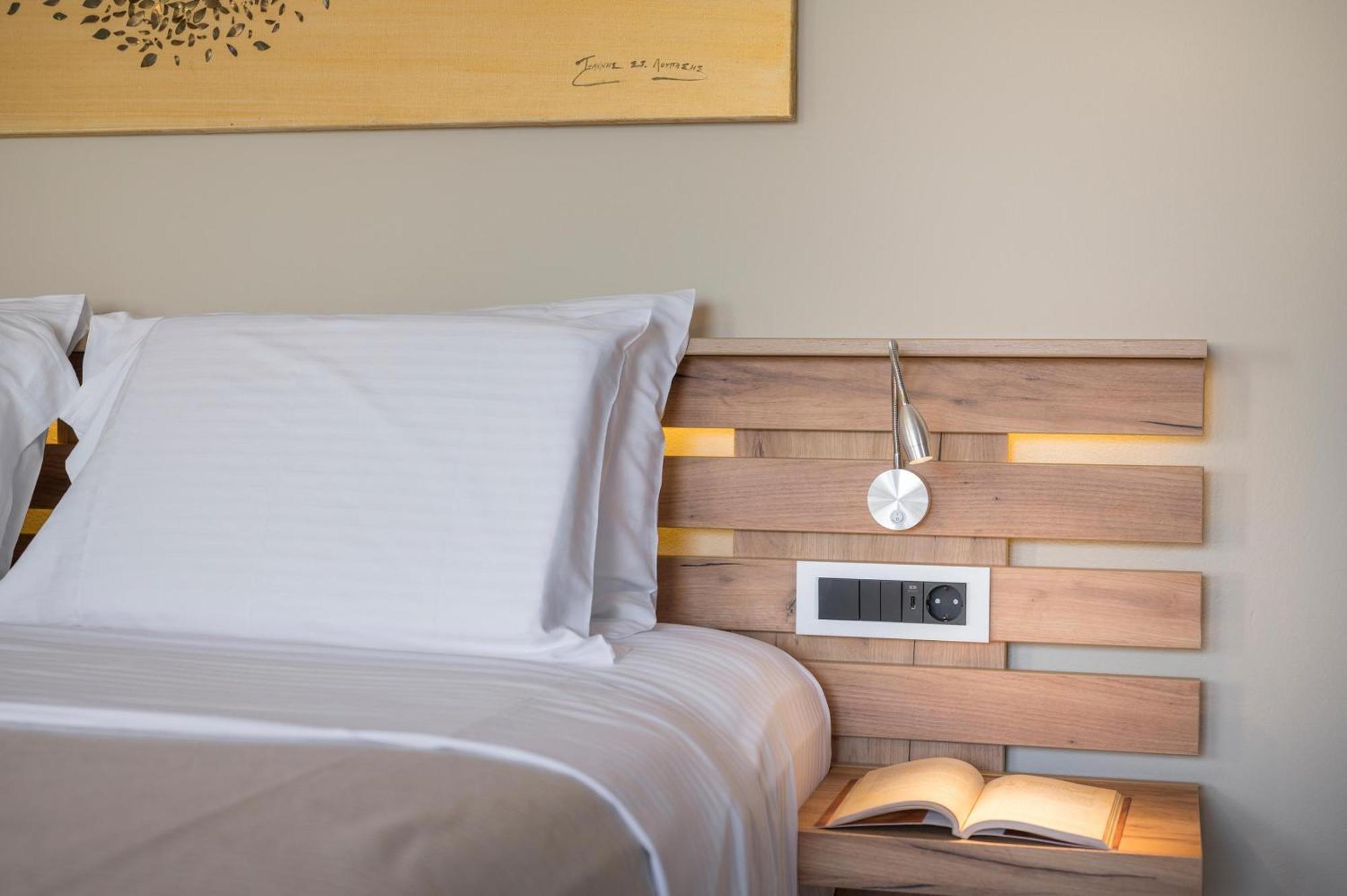 Sun Ray Luxury Apartments Agia Marina Quarto foto