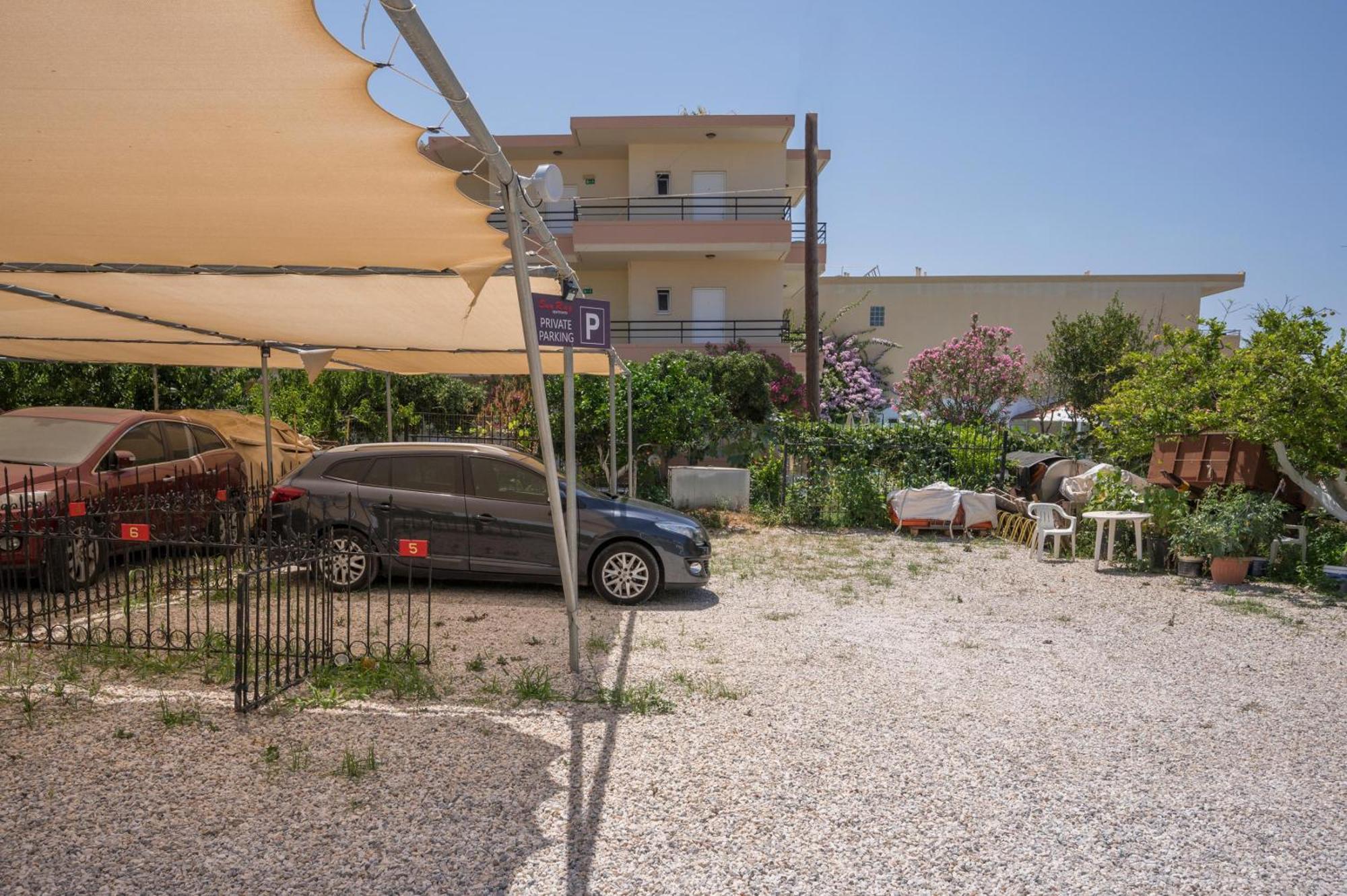 Sun Ray Luxury Apartments Agia Marina Quarto foto
